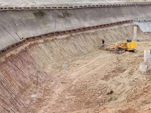 龙胜基坑边坡加固